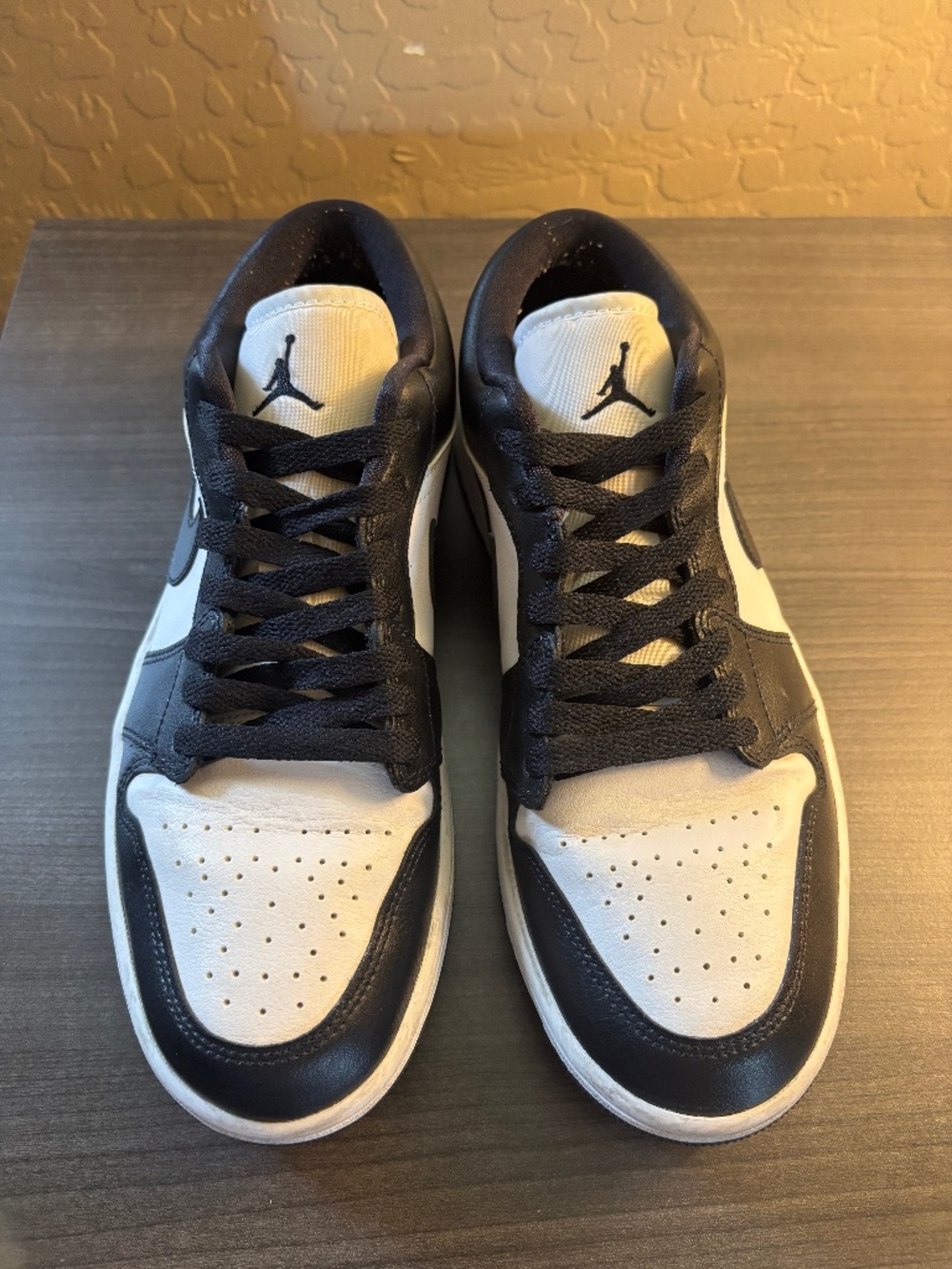 Jordan Air Jordan 1 Low Men’s Black/White Colorblock Lace-Up Sneakers